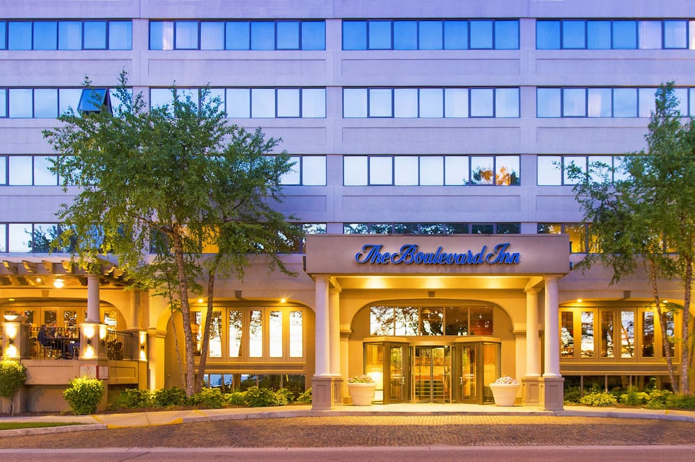 The Boulevard Inn & Bistro