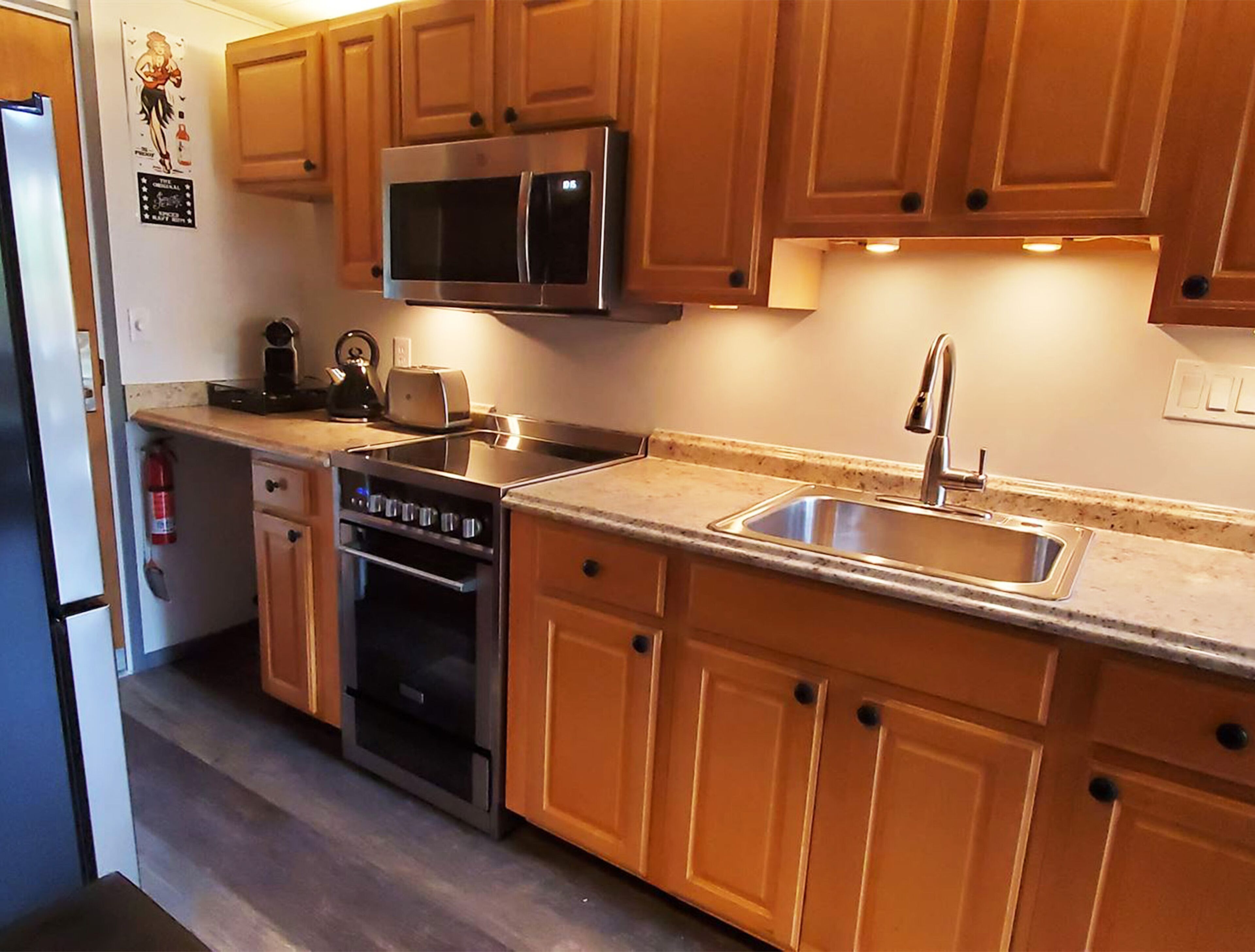 ocean view suite | private kitchen | fridge, microwave, coffee/tea maker