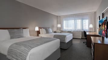 Ropa de cama de alta calidad, colchones con pillow-top y escritorio