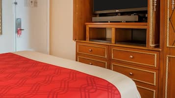 Iron/ironing board, free WiFi, bed sheets, alarm clocks