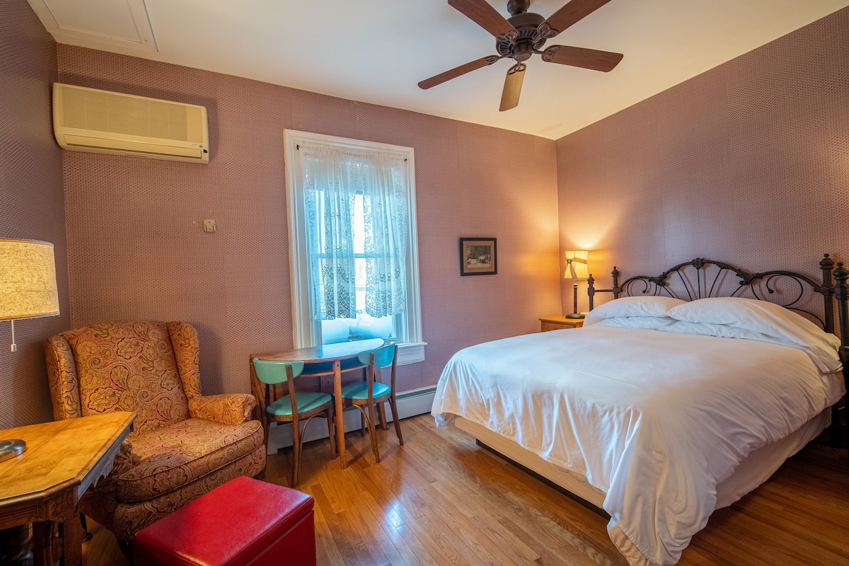 Room 4