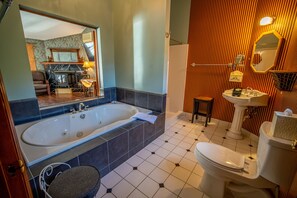 Room 19 | Bathroom - Albergo Allegria Hotel (Windham)