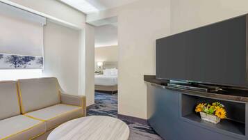 Suite, 1 King Bed, Non Smoking, Refrigerator & Microwave | In-room safe, desk, blackout curtains, iron/ironing board