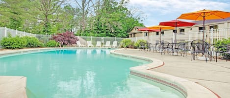 Seasonal outdoor pool