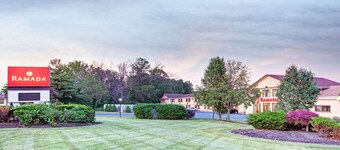 Ramada by Wyndham Flemington