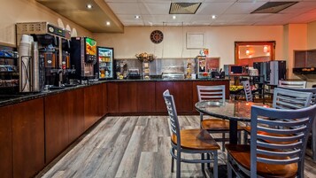 Desayuno buffet incluido todos los dĂas