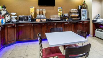 Free daily continental breakfast