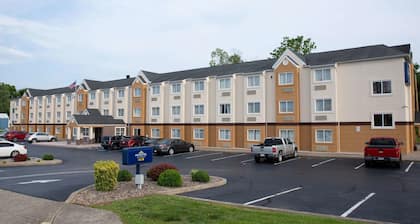 Microtel Inn & Suites by Wyndham Charleston WV