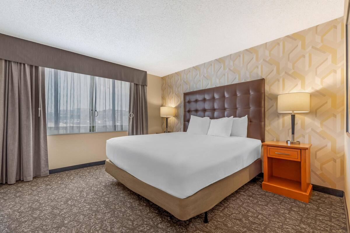 Room, 1 King Bed, Accessible (Roll in Shower) | Desk, blackout drapes, iron/ironing board, cribs (free)