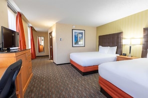 Desk, blackout drapes, iron/ironing board, free cribs/infant beds - Drury Plaza Hotel St. Louis Union Station (St. Louis)