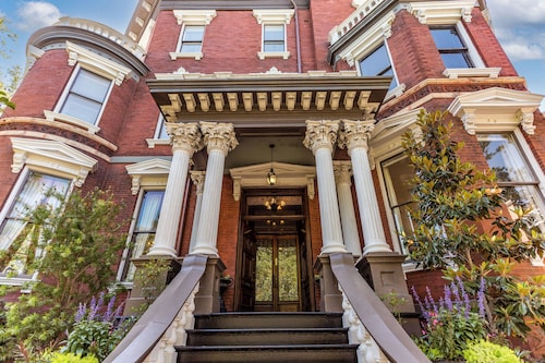 Kehoe House, Historic Inns of Savannah