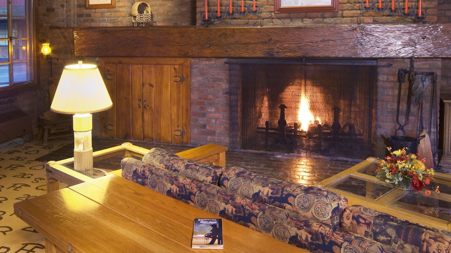 Dude Rancher Lodge