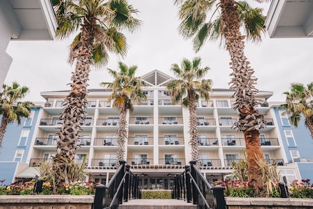 Exterior. Wild Dunes Resort – Sweetgrass Inn and Boardwalk Inn