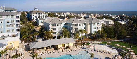 5 outdoor pools, open 7:00 AM to 10:00 PM, pool cabanas (surcharge)
