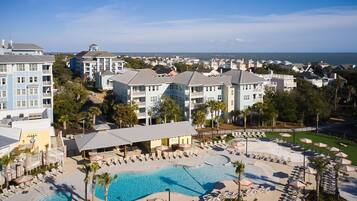 5 Außenpools, Cabañas (gegen Gebühr), Sonnenschirme