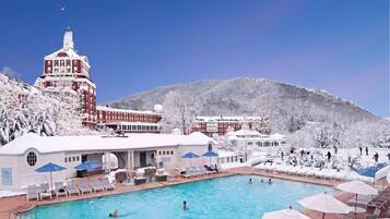 Indoor pool, outdoor pool, open 9:00 AM to 8:00 PM, cabanas (surcharge)