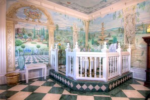 Suite Premium, 1 cama King size, tina | Sábanas de algodón egipcio y decoración personalizada 