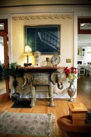 Chi tiết nội thất