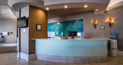 Quality Inn & Suites Yellowknife