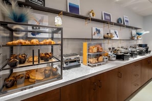 Daily buffet breakfast for a fee