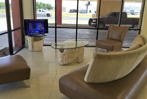 Sala de estar en el lobby