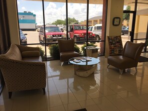 المنشأة من الداخل