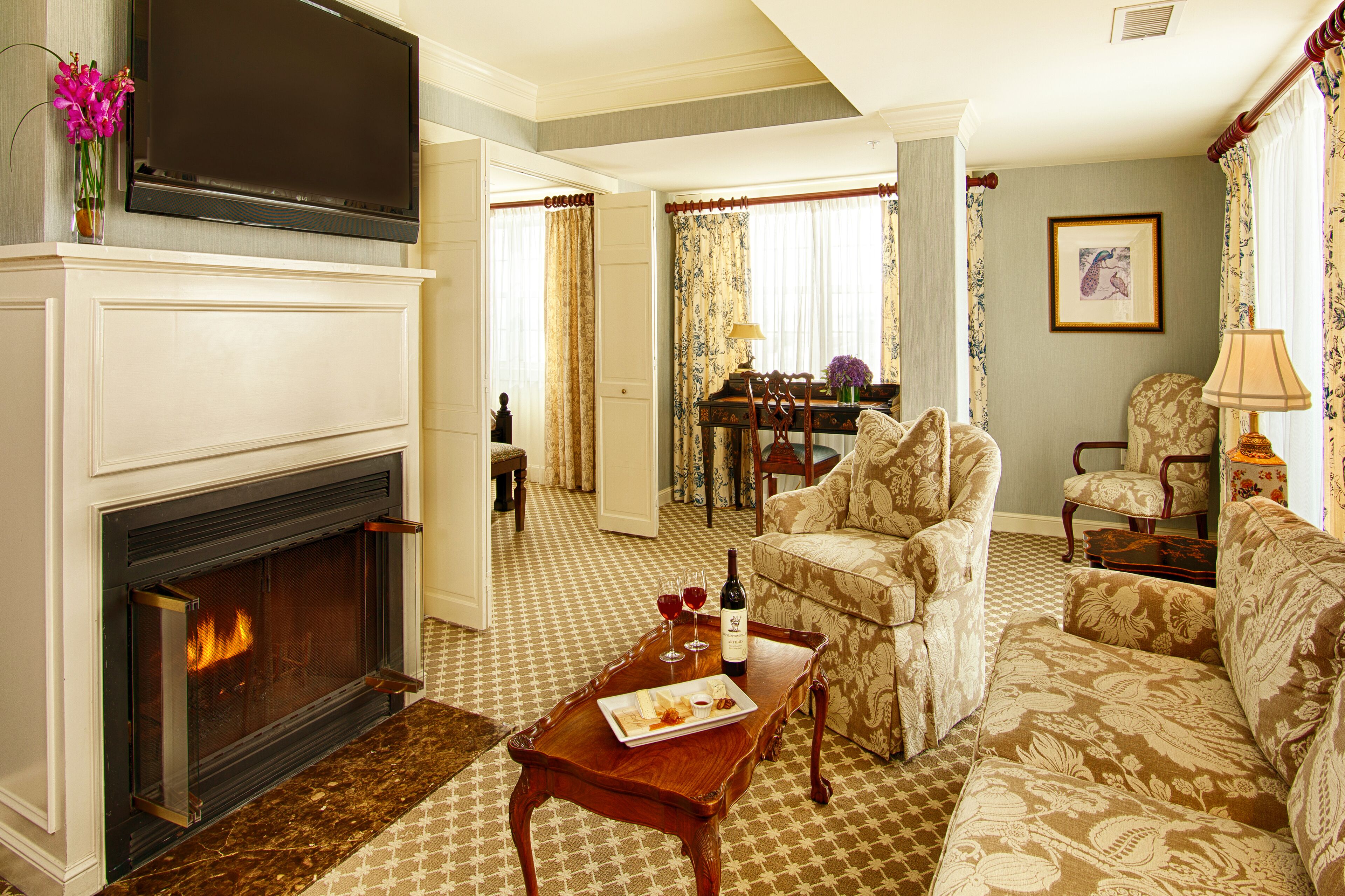 premium bedding, minibar, individually decorated, individually furnished