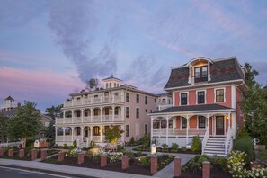 Porch - Saybrook Point Resort & Marina (Old Saybrook)