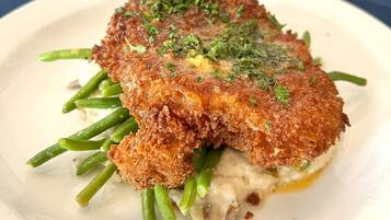 Se sirven desayunos, almuerzos y cenas