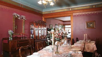 用餐