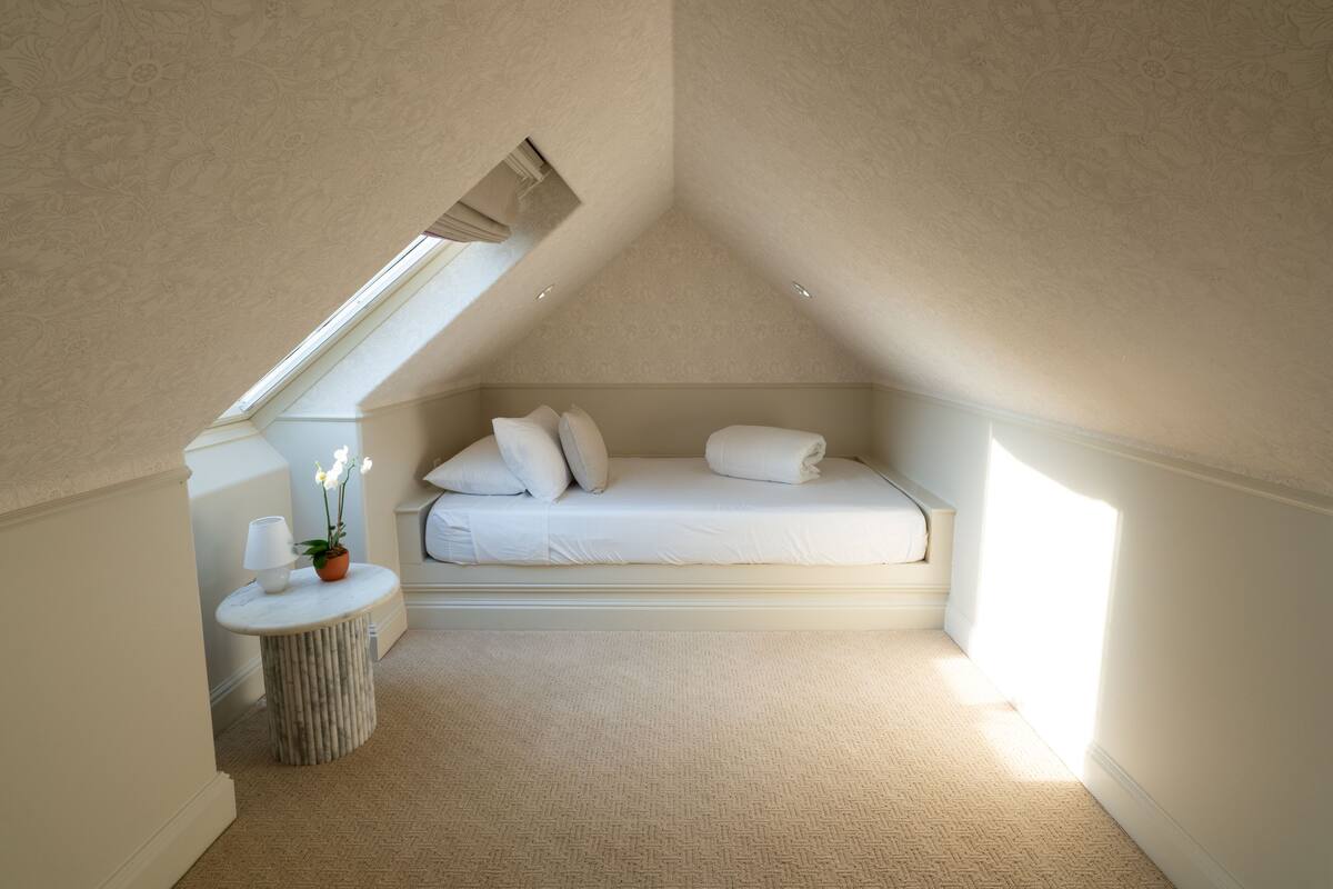 Deluxe Room, Multiple Beds | Egyptian cotton sheets, premium bedding, pillow-top beds, minibar