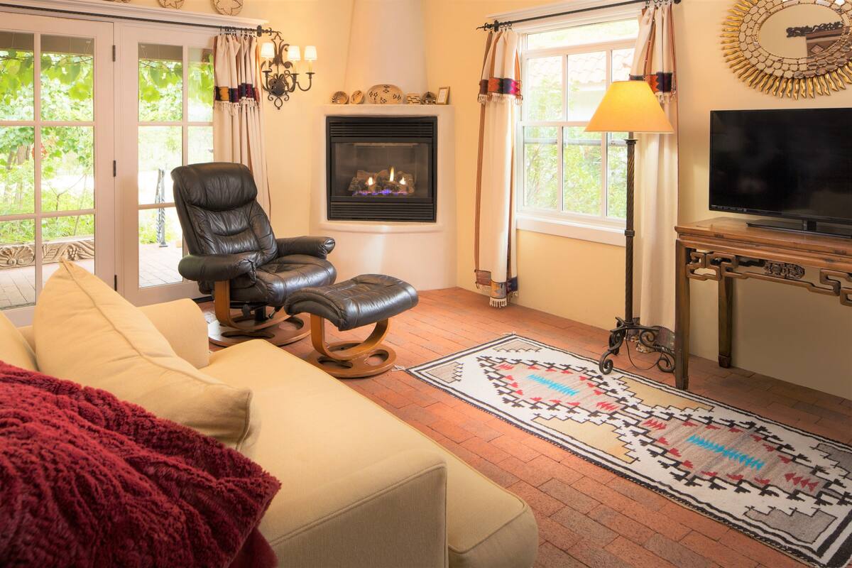 The Crownpoint Suite