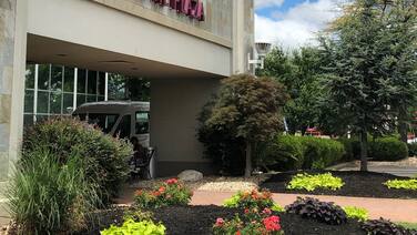 Crowne Plaza Tulsa - Southern Hills