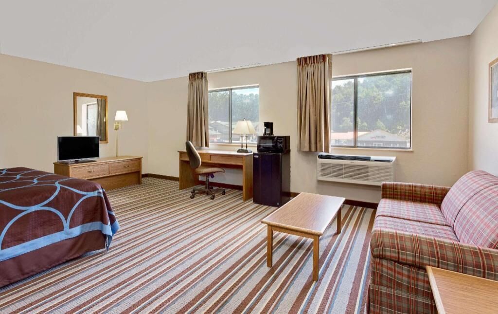 Premium bedding, in-room safe, individually furnished, desk