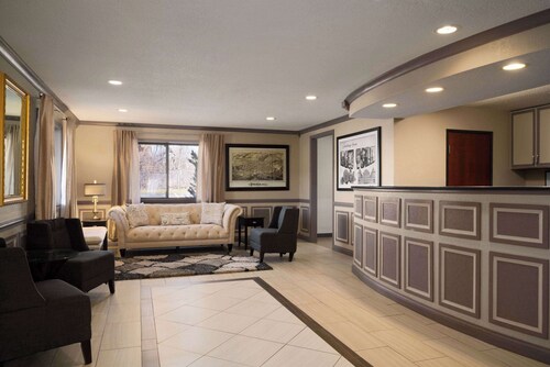 Super 8 by Wyndham Ithaca