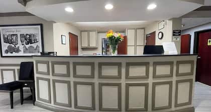 Super 8 by Wyndham Ithaca