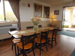 Interior entrance - Super 8 by Wyndham Sidney NY (Sidney)