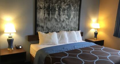 Super 8 by Wyndham Sidney NY