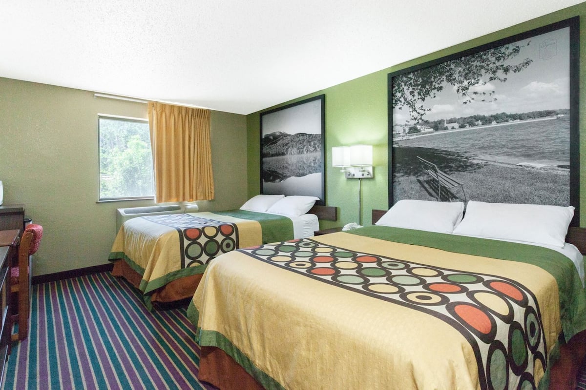 In-room safe, desk, iron/ironing board, cots/infant beds