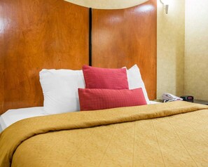 In-room safe, desk, laptop workspace, blackout drapes