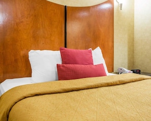 In-room safe, desk, laptop workspace, blackout drapes