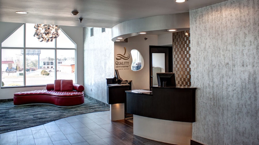 Quality Inn & Suites North/Polaris