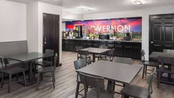 Desayuno continental incluido todos los días