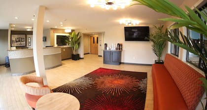 Super 8 by Wyndham Portsmouth