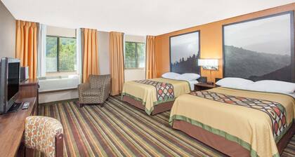 Super 8 by Wyndham Norton VA