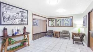 Lobby - Super 8 by Wyndham Norton VA (Norton)