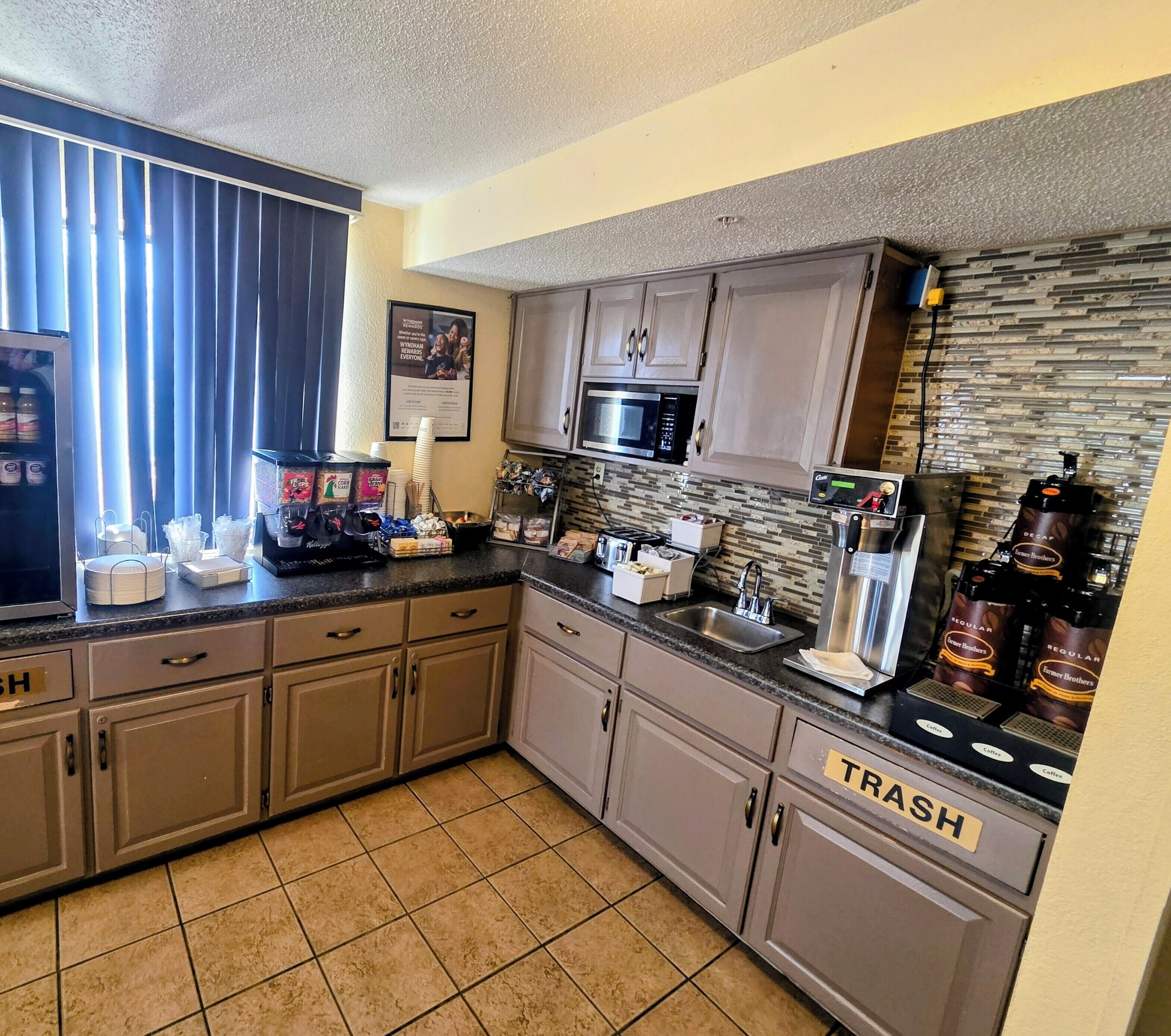 فطور مجهز للتنقل مجانًا يوميًا