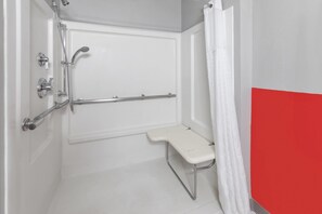Chambre, accessible aux personnes à mobilité réduite | Salle de bain accessible aux personnes à mobilité réduite