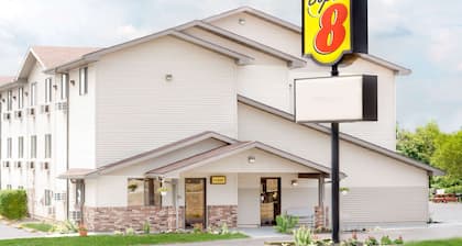 Super 8 by Wyndham Kent/Akron Area