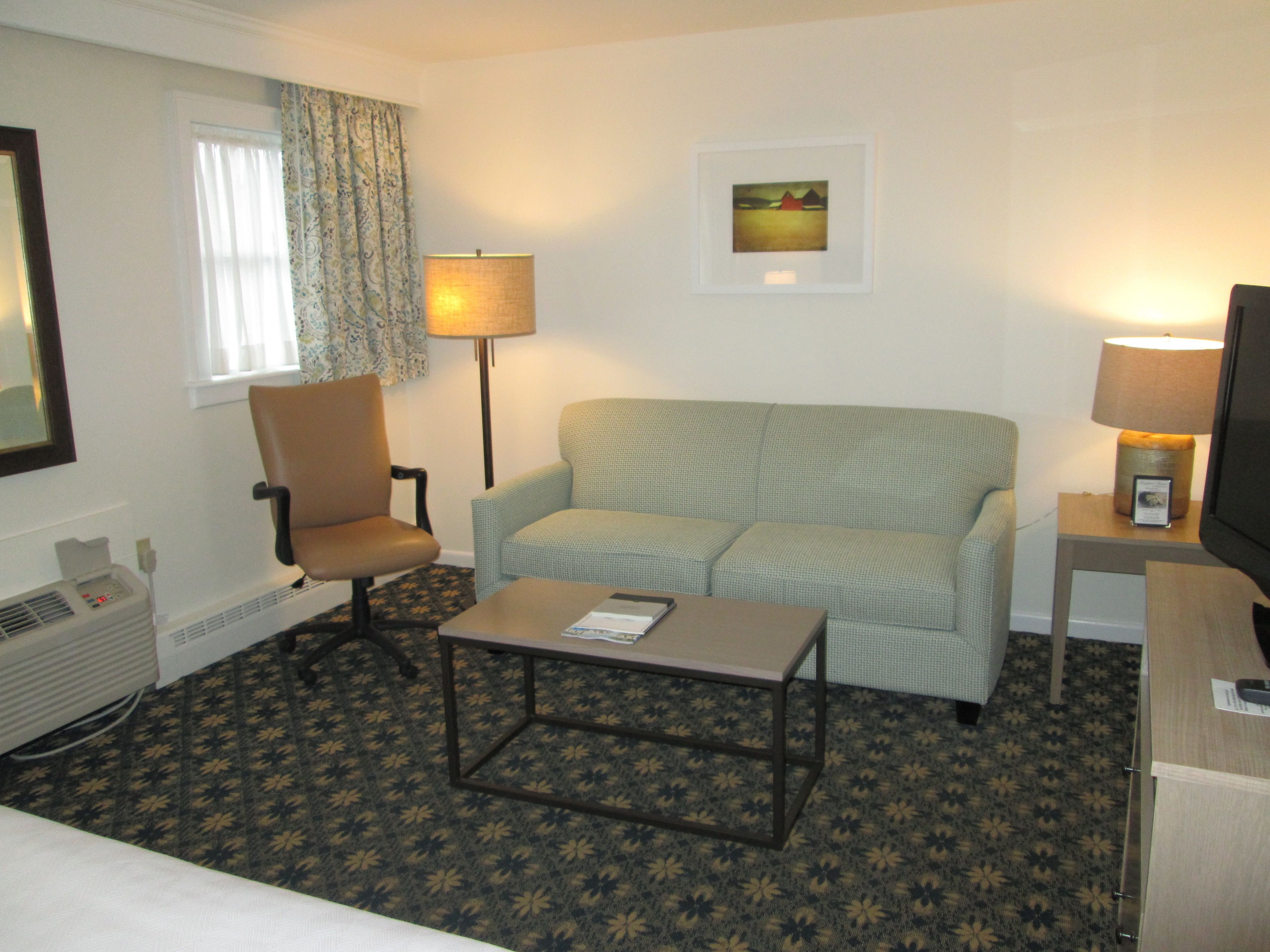 deluxe room, 1 bedroom, annex building | living area | flat-screen tv